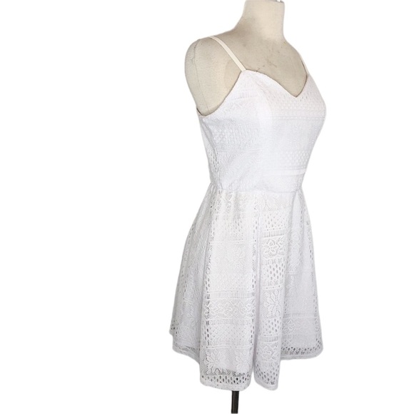 White Lace Fit and Flare Dress As You Wish Size M - Picture 4 of 10